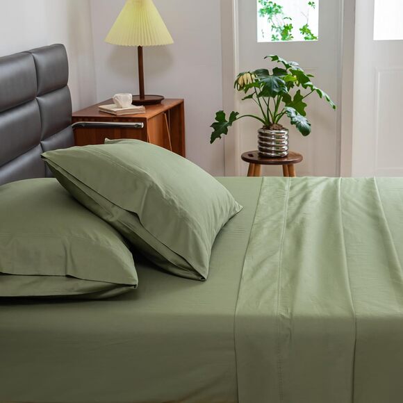 Bed Sheets Set  4 Piece Bedding Sage Green  Wrinkle Fade Stain Resistant - Picture 3 of 5